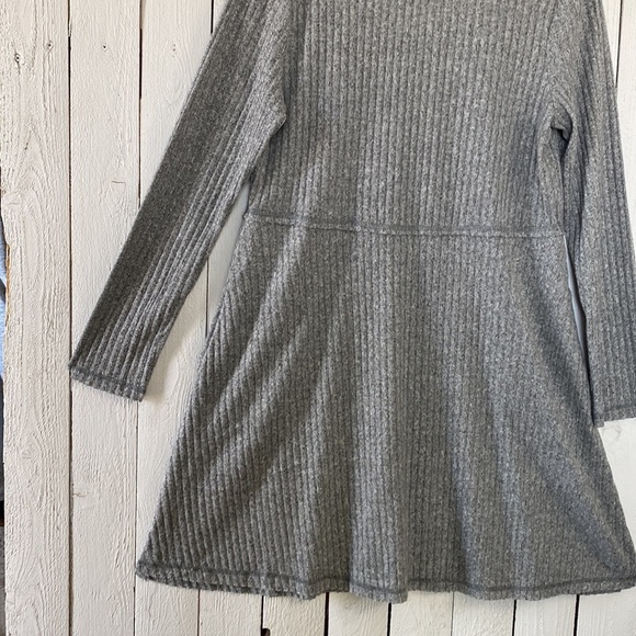 Cato Dress - Picture 3 of 7